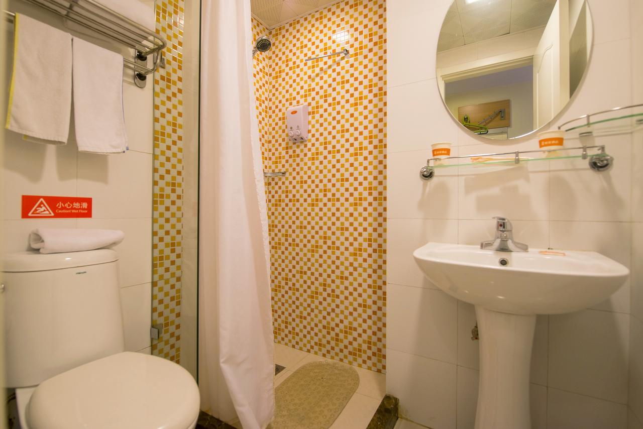 Home Inn Tianjin Weijin Road Tianjin University Екстер'єр фото